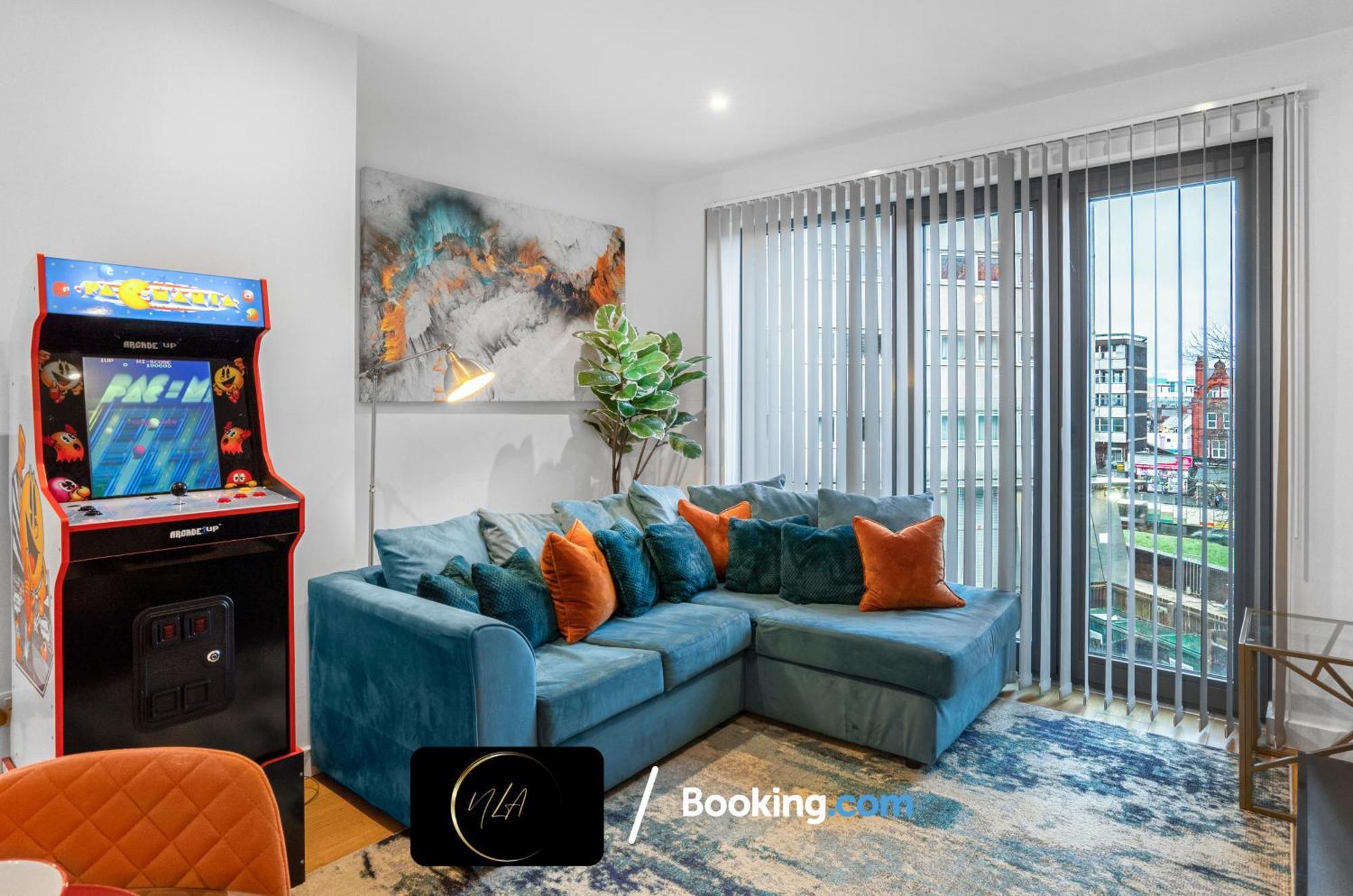 City Centre Apartment With Free Parking, 2 Bathrooms, Netflix And Wifi - Suitable For Contractors And Families - By Noor Luxury Accommodations Birmingham Luaran gambar