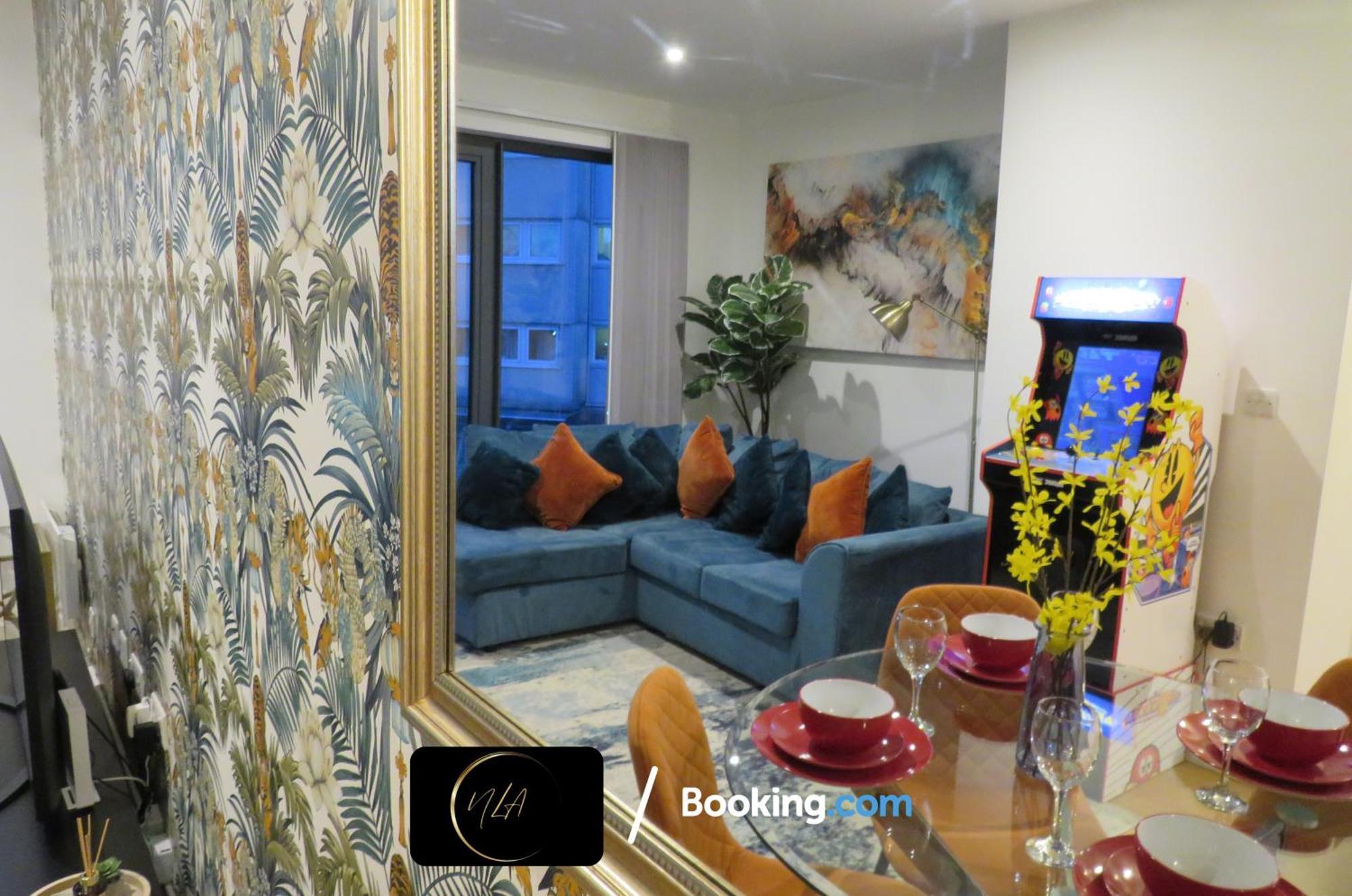 City Centre Apartment With Free Parking, 2 Bathrooms, Netflix And Wifi - Suitable For Contractors And Families - By Noor Luxury Accommodations Birmingham Luaran gambar