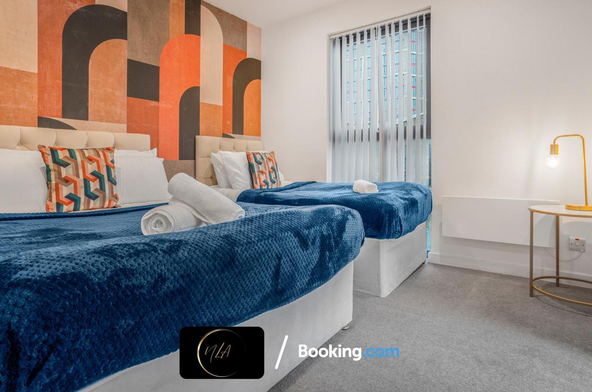 City Centre Apartment With Free Parking, 2 Bathrooms, Netflix And Wifi - Suitable For Contractors And Families - By Noor Luxury Accommodations Birmingham Luaran gambar