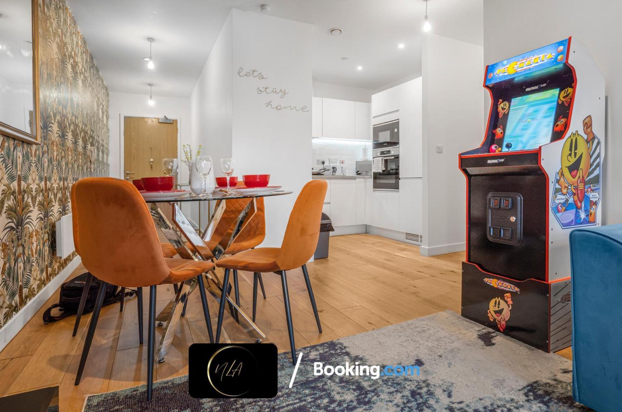 City Centre Apartment With Free Parking, 2 Bathrooms, Netflix And Wifi - Suitable For Contractors And Families - By Noor Luxury Accommodations Birmingham Luaran gambar