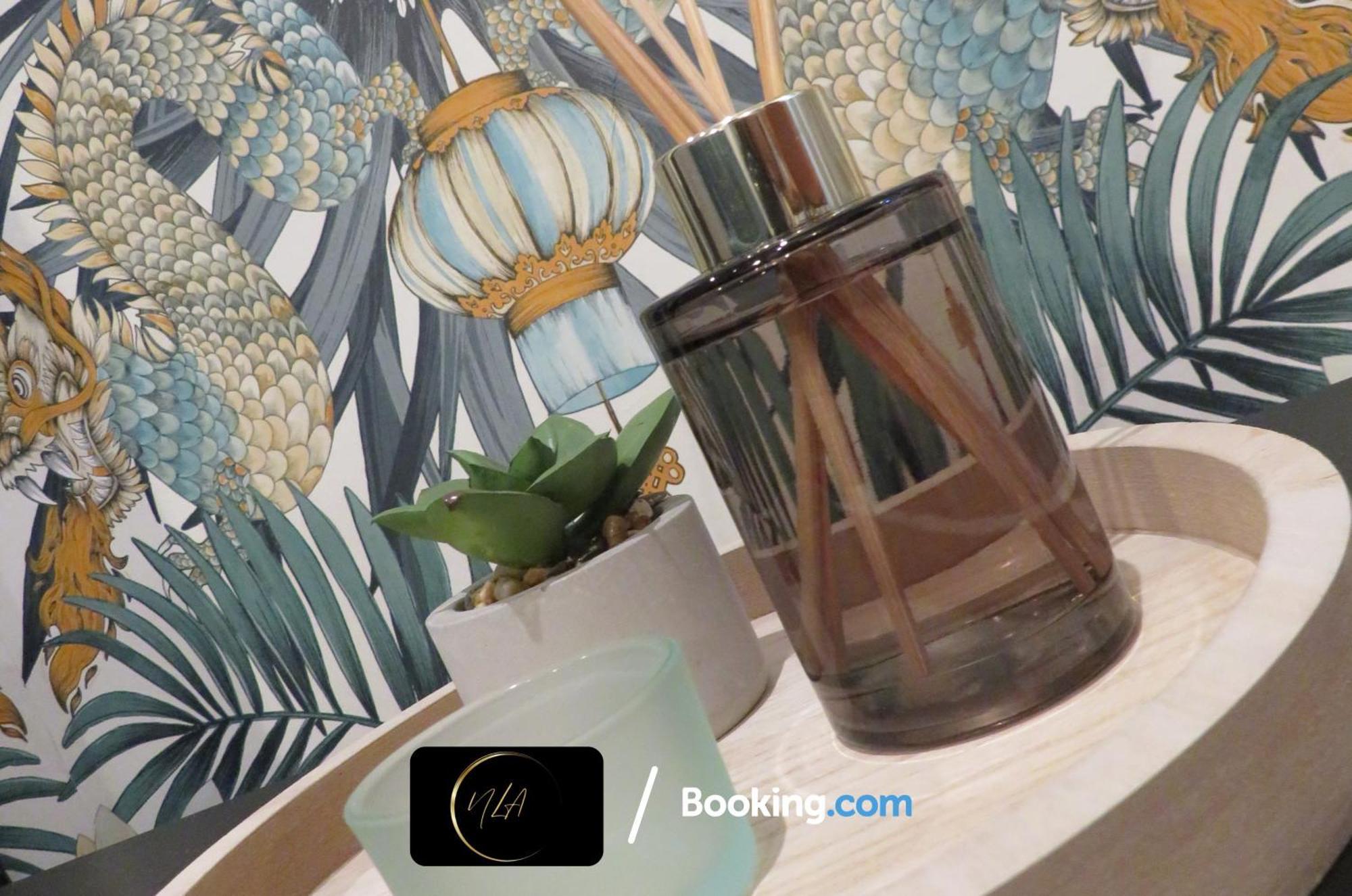 City Centre Apartment With Free Parking, 2 Bathrooms, Netflix And Wifi - Suitable For Contractors And Families - By Noor Luxury Accommodations Birmingham Luaran gambar