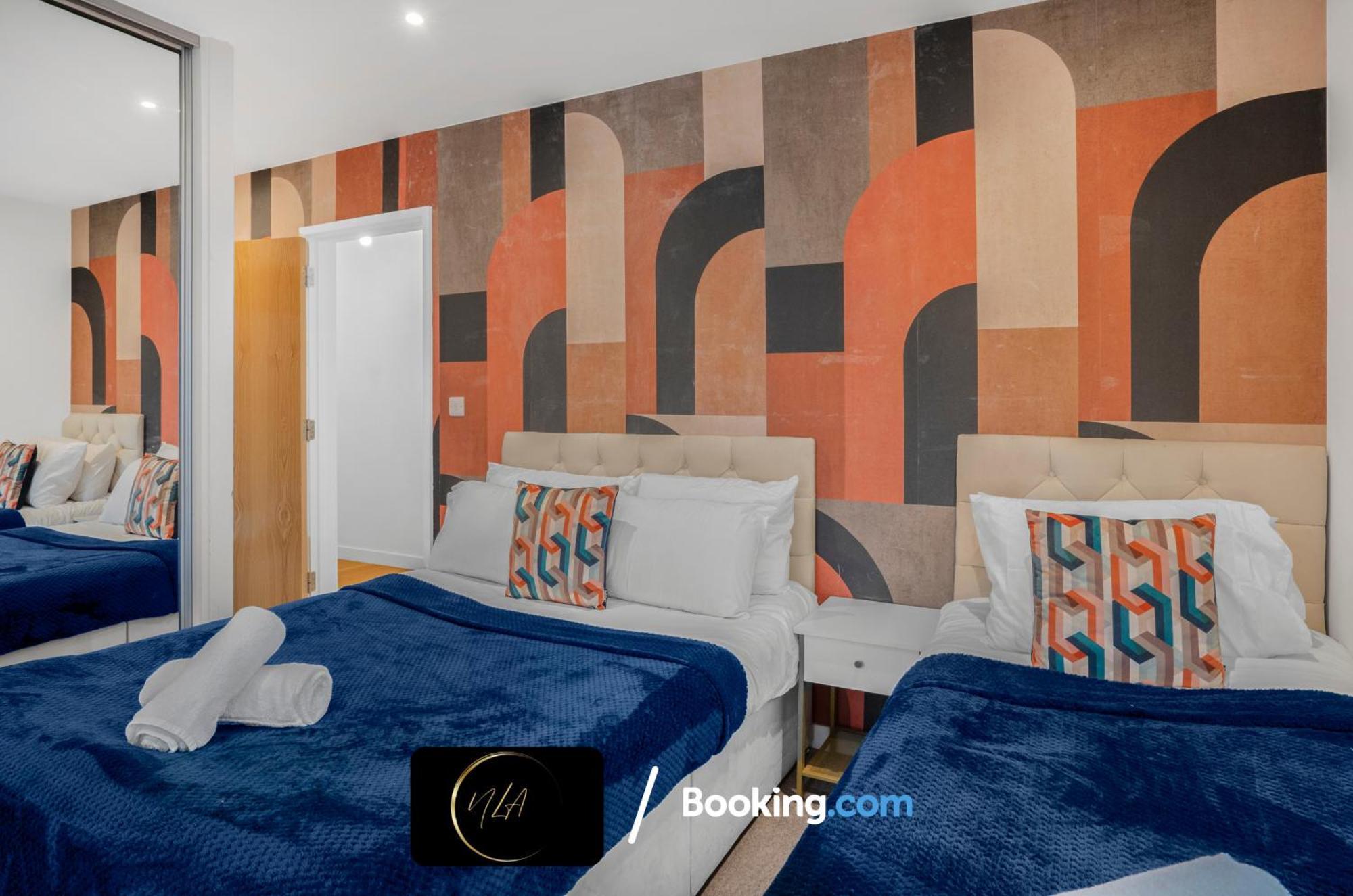 City Centre Apartment With Free Parking, 2 Bathrooms, Netflix And Wifi - Suitable For Contractors And Families - By Noor Luxury Accommodations Birmingham Luaran gambar